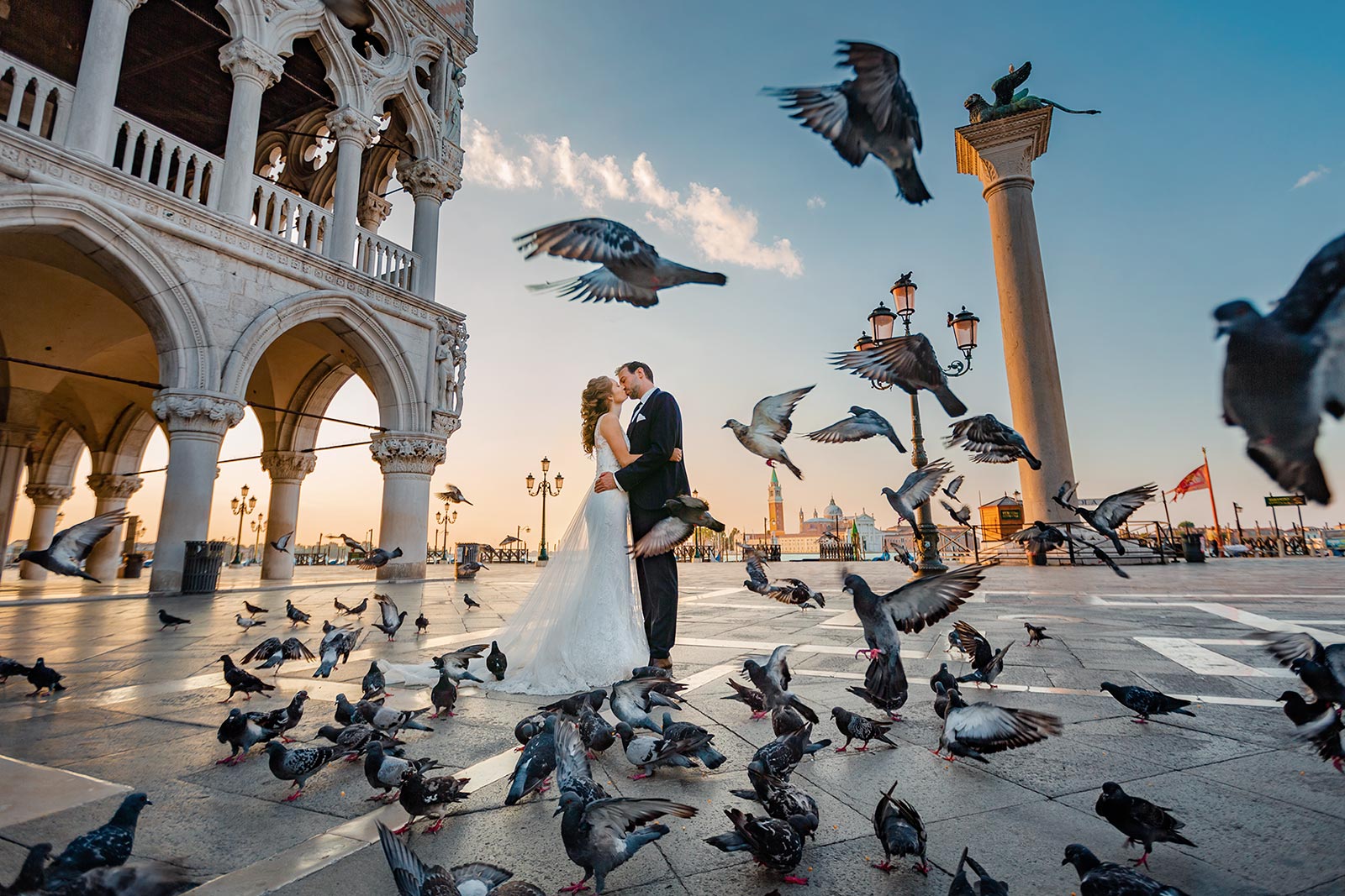 Hochzeitsfotograf Venedig Tauben Markusplatz