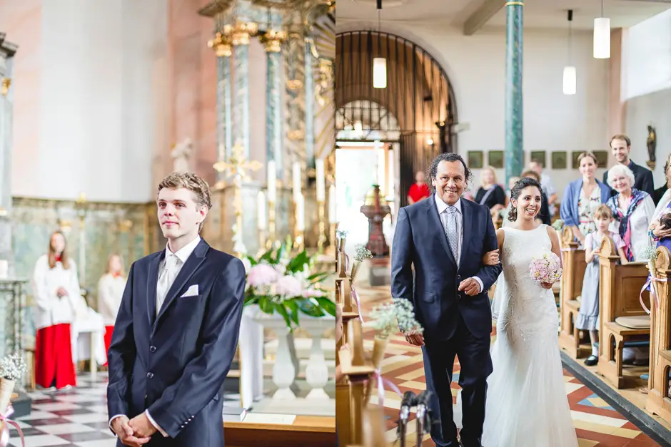 Einzug der Braut mit Vater Hochzeit St-Martinus Kirche in Bedburdyck